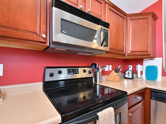 5th image of 2312 Remington Way APT 1306