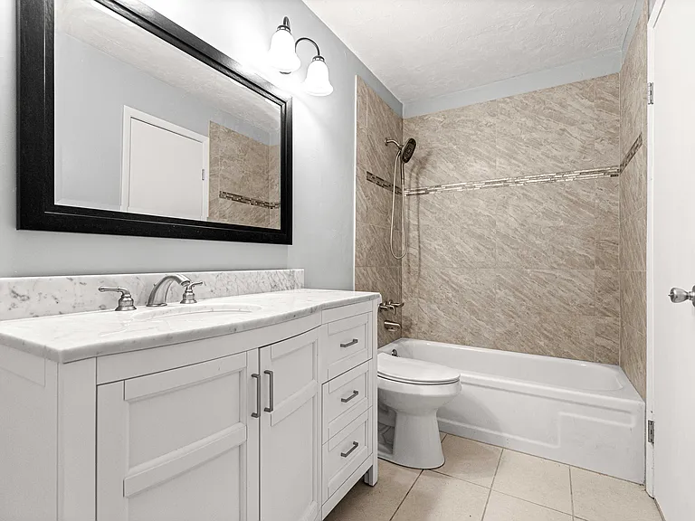 15203 Sandalwood Dr #203 — Photo 23