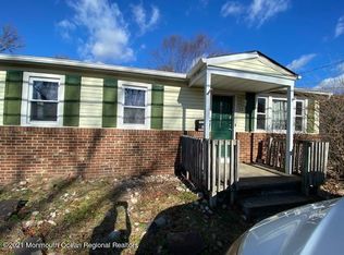 73 Jacobstown Rd, New Egypt, NJ 08533