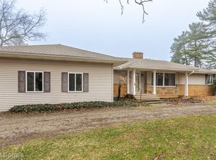 3230 Thomas Rd, Oxford, MI