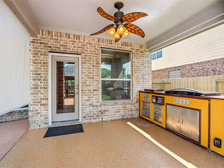 8127 Edenwood Dr — Photo 39