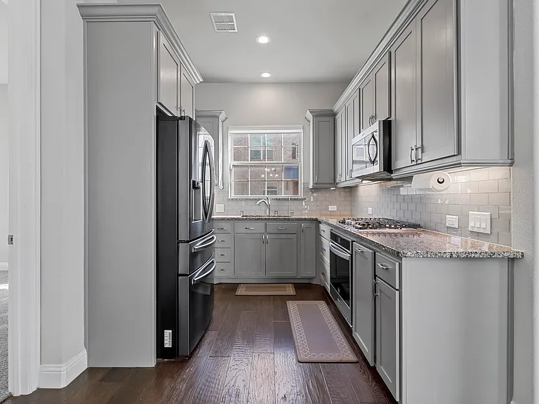3348 Archduke Dr — Photo 6