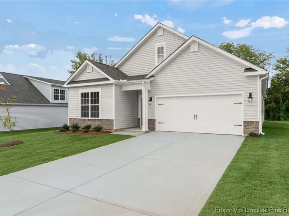 412 Thistle Meadow Ln, Aberdeen, NC 28315