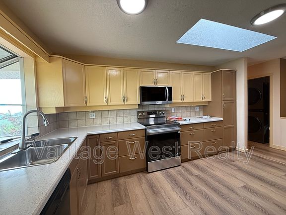 2nd image of 1103 Trevor Dr #1