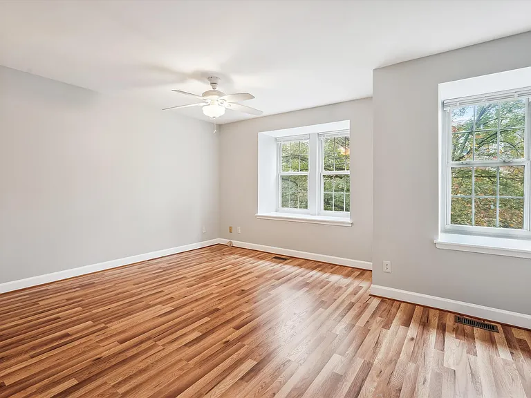 3810 Chesterwood Dr #3810 — Photo 12