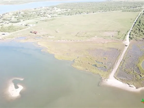 27 Keller Dr, Pt Lavaca, TX 77979