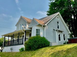 332 N Pleasant St, New Lexington, OH 43764