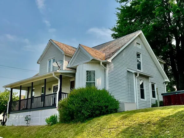 332 N Pleasant St, New Lexington, OH 43764