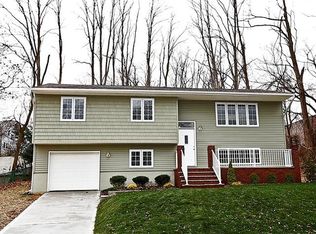 36 Walnut Ave, Red Bank, NJ 07701