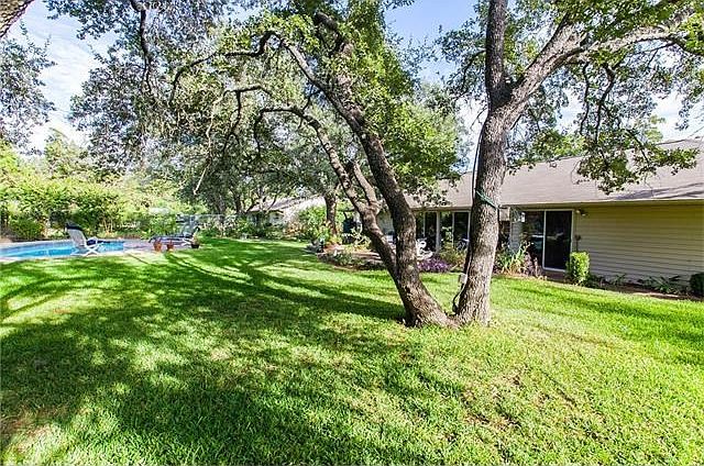 1st image of 4906 Saddle Dr