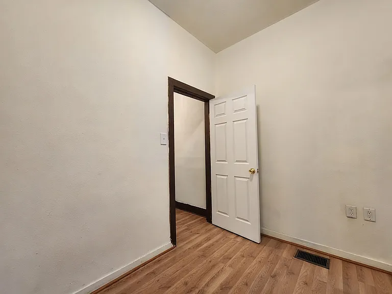 1619 S Loomis St #1R — Photo 15