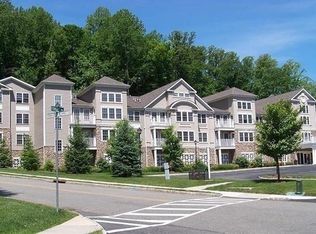 1109 Peer Pl #1109, Denville, NJ 07834