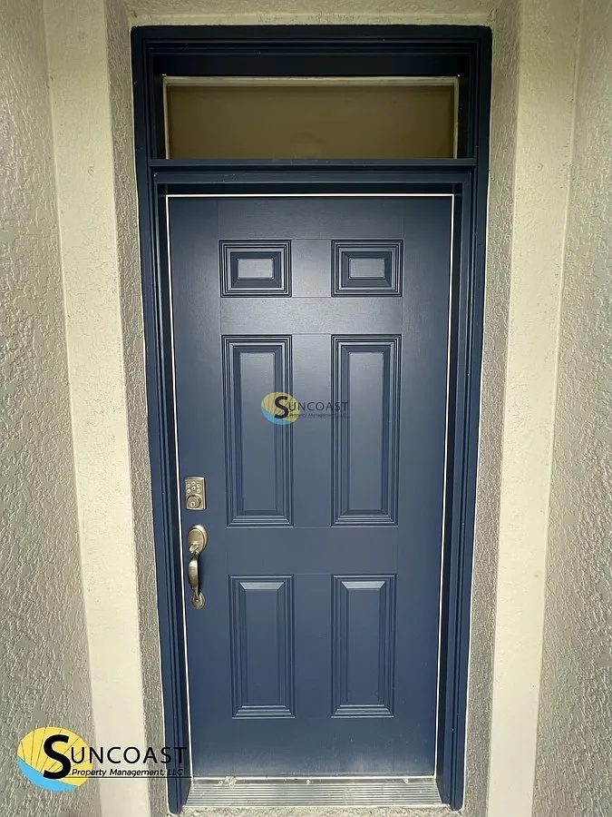 Spacious 4BR Home with Washer & Dryer in Cape Coral — Photo 3