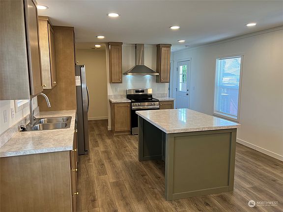 3rd image of 5602 112th Avenue Ct E #13