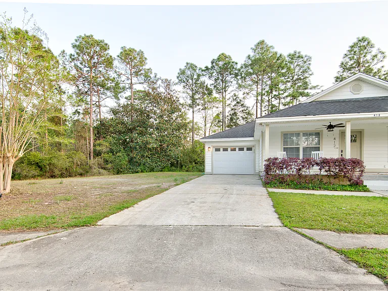 412 Hunters Rd — Photo 42