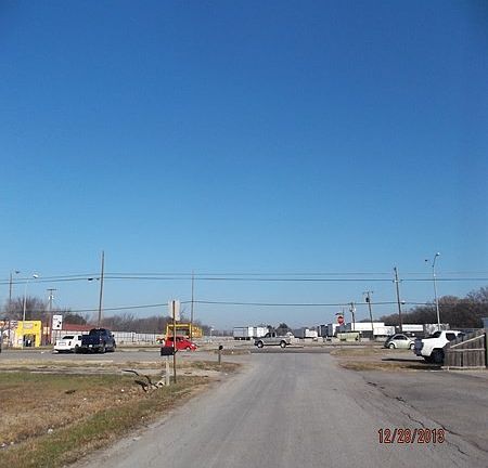 5th image of 2611 Tamara Dr