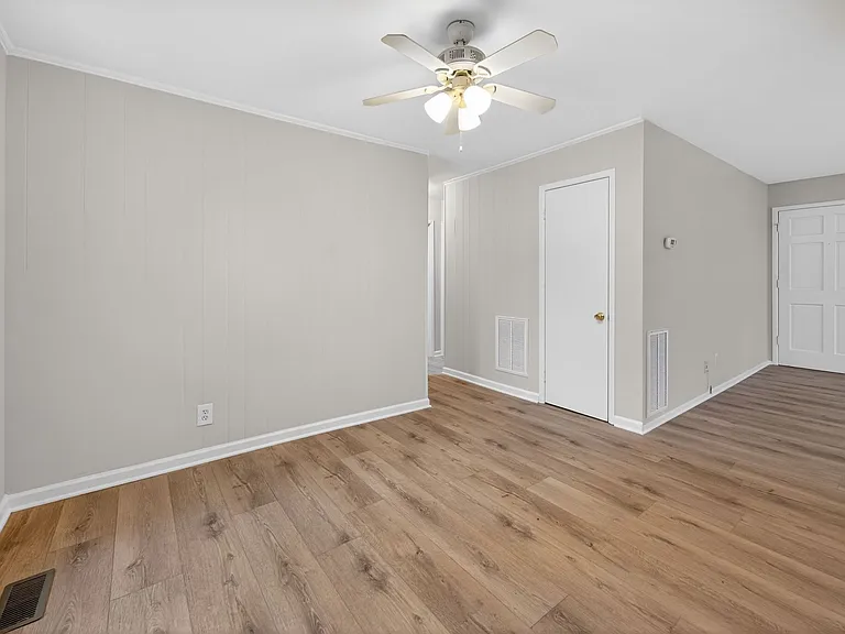 765 Bunche Dr — Photo 7