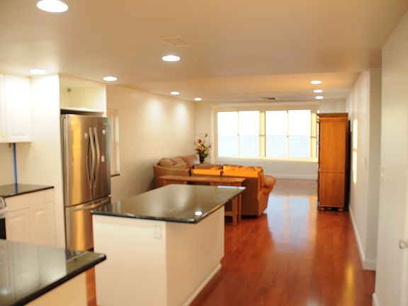 Kitchen & living room