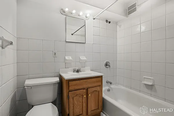 Rented by Brown Harris Stevens | media 9