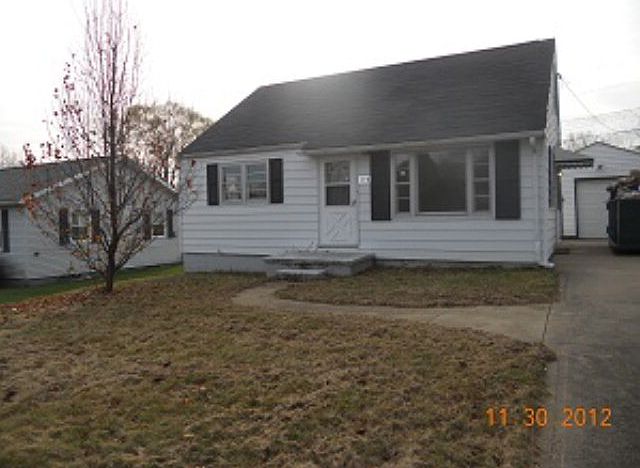 1st image of 398 Pearl Ave
