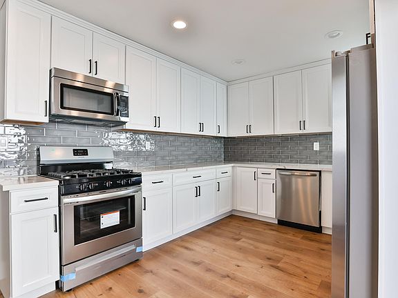 Main-house kitchen