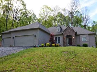 56 Sandy Hollow Rd, Bridgeport, WV 26330