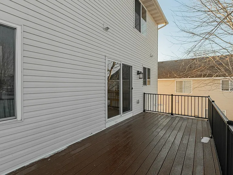 1760 Wyndam Dr — Photo 39