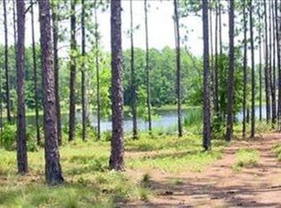 58 Lakewood Dr, Southport, NC 28461