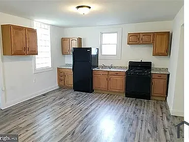 504 Beaumont Ave - 1 — Photo 3