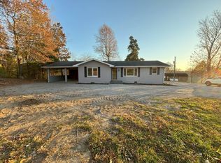 1450 Old Metropolis Rd, Vienna, IL 62995