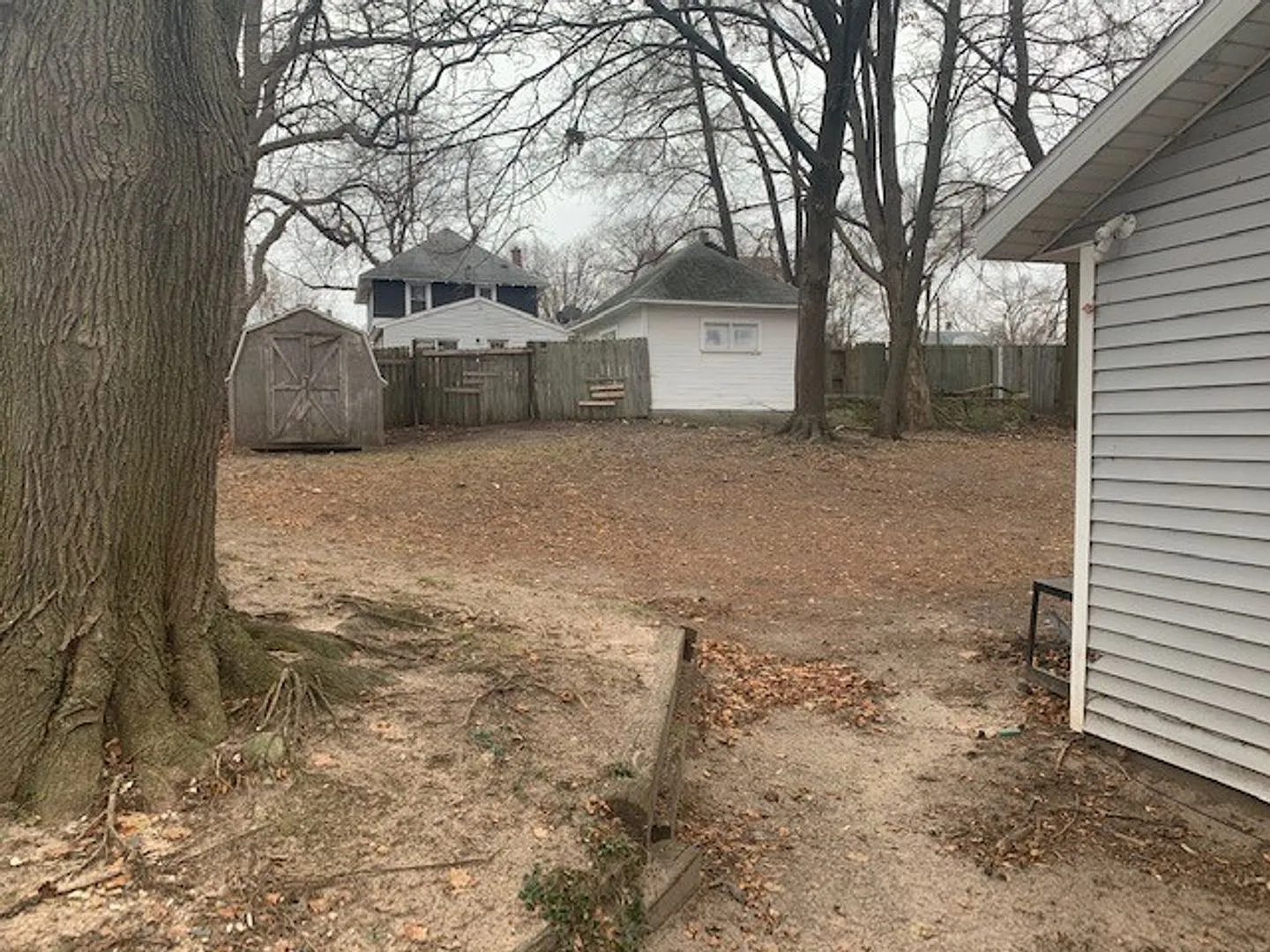 1114 Dunham SE — Photo 3