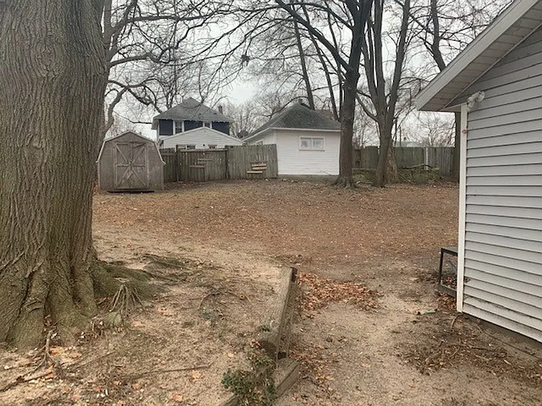 1114 Dunham St SE — Photo 3