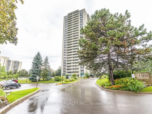 3300 Don Mills Rd #1901, Toronto, ON M2J 4X7