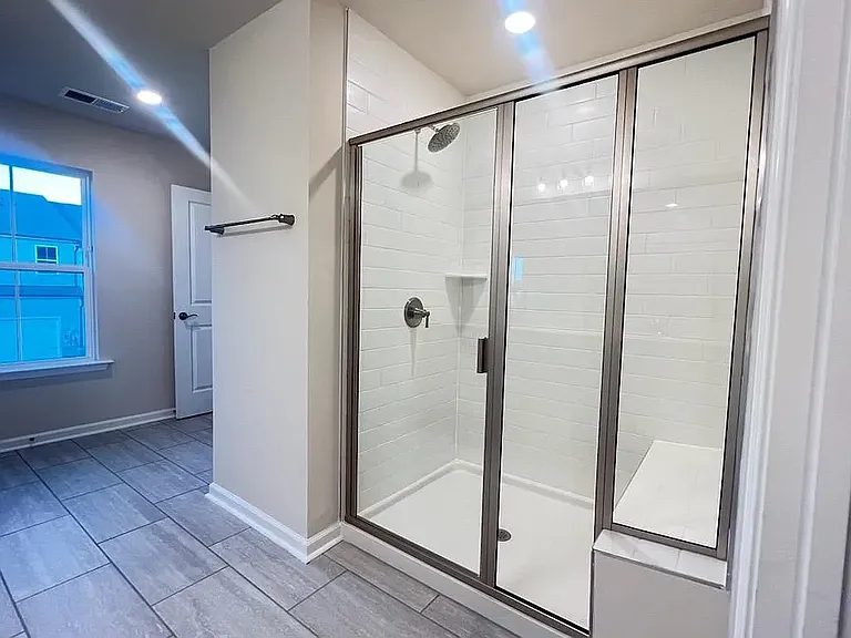 328 Glen Clova Dr — Photo 18