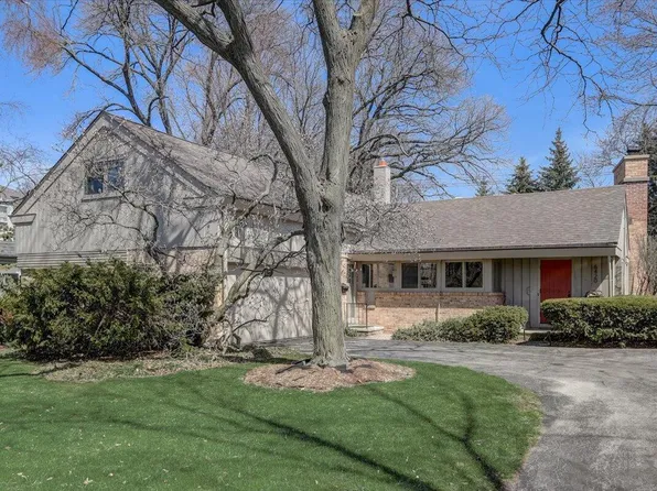 6420 North Santa Monica BOULEVARD, Fox Point, WI 53217