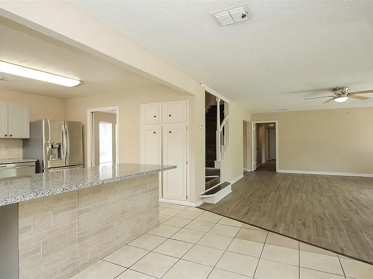 6406 Ashton St — Photo 18