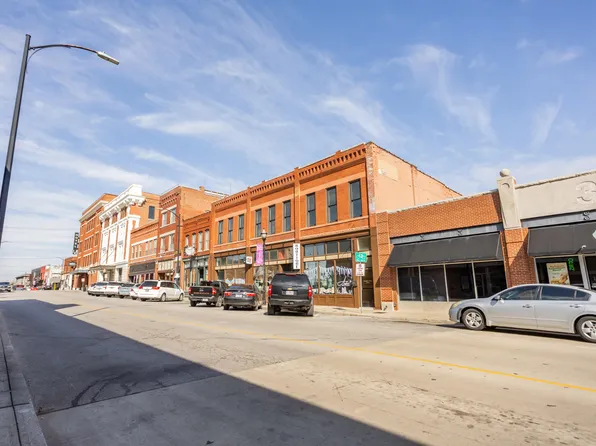 327 E Walnut Street #203, Springfield, MO 65806