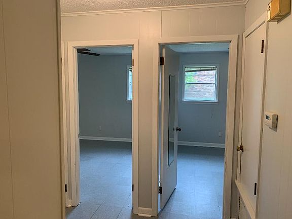 5th image of 816 Graham St NW #B