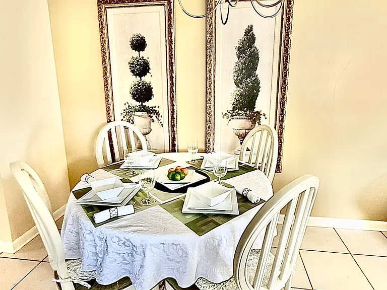 137 Farnham Cres #137-F — Photo 47