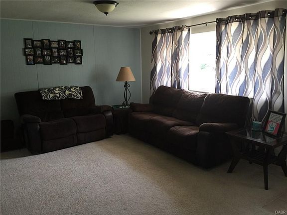 4th image of 2199 Burnside Dr
