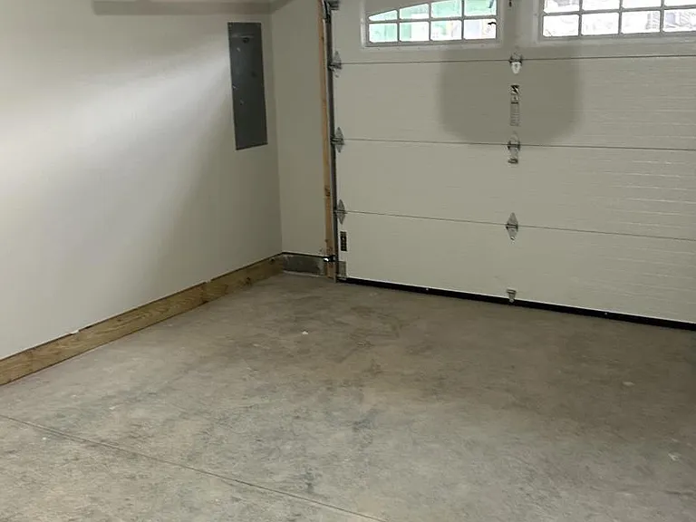 127 Delano Dr — Photo 18