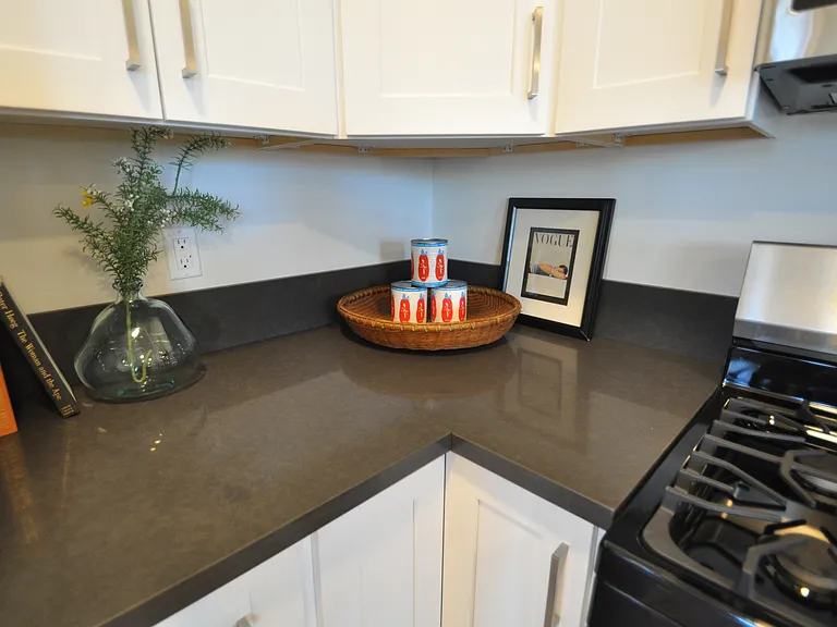 5720 Klump Ave #3 — Photo 9