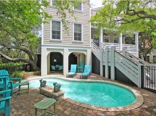 11 Dunecrest Ln, Isle Of Palms, SC 29451