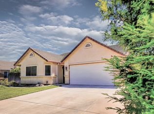 1632 Thomas Taylor Dr, Hughson, CA