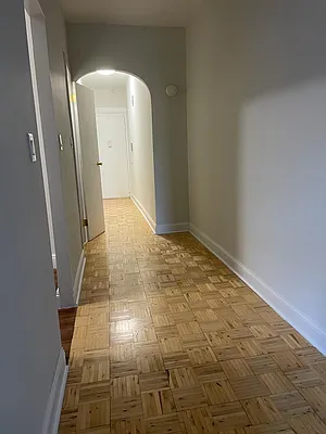 Rented by Manhattan Flats | media 11