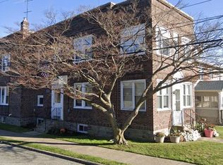 1523 Upland St APT 4, Chester, PA 19013