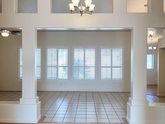 2nd image of 8331 N Westcliff Dr