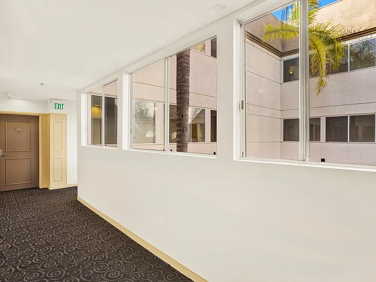 Peach Tree Court Apartments — Photo 15
