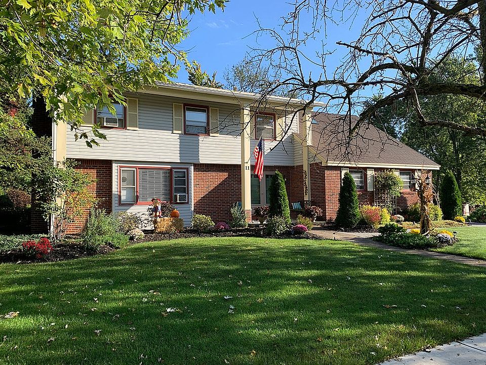 2nd image of 11 Edgewood Dr