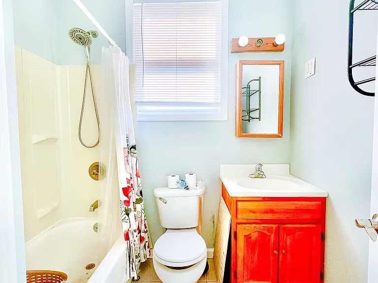 331 Princeton Ave #2 — Photo 5